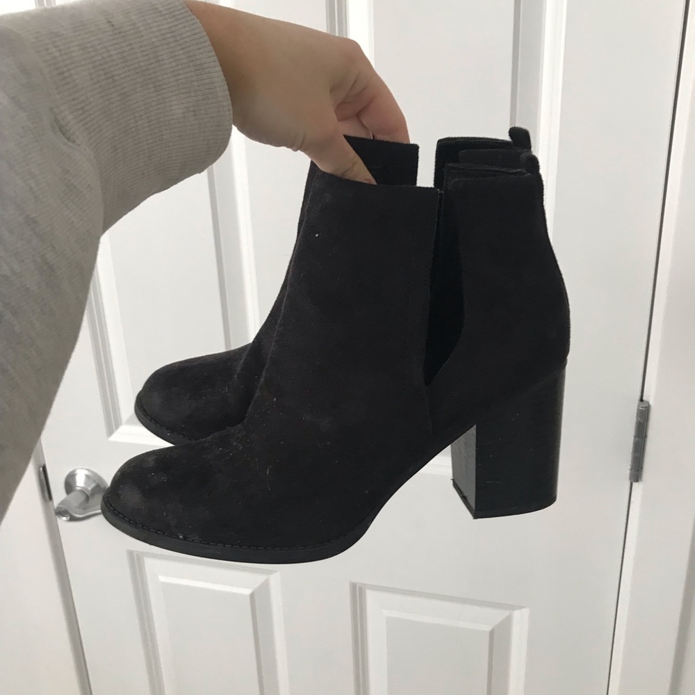Charlotte Russe black booties